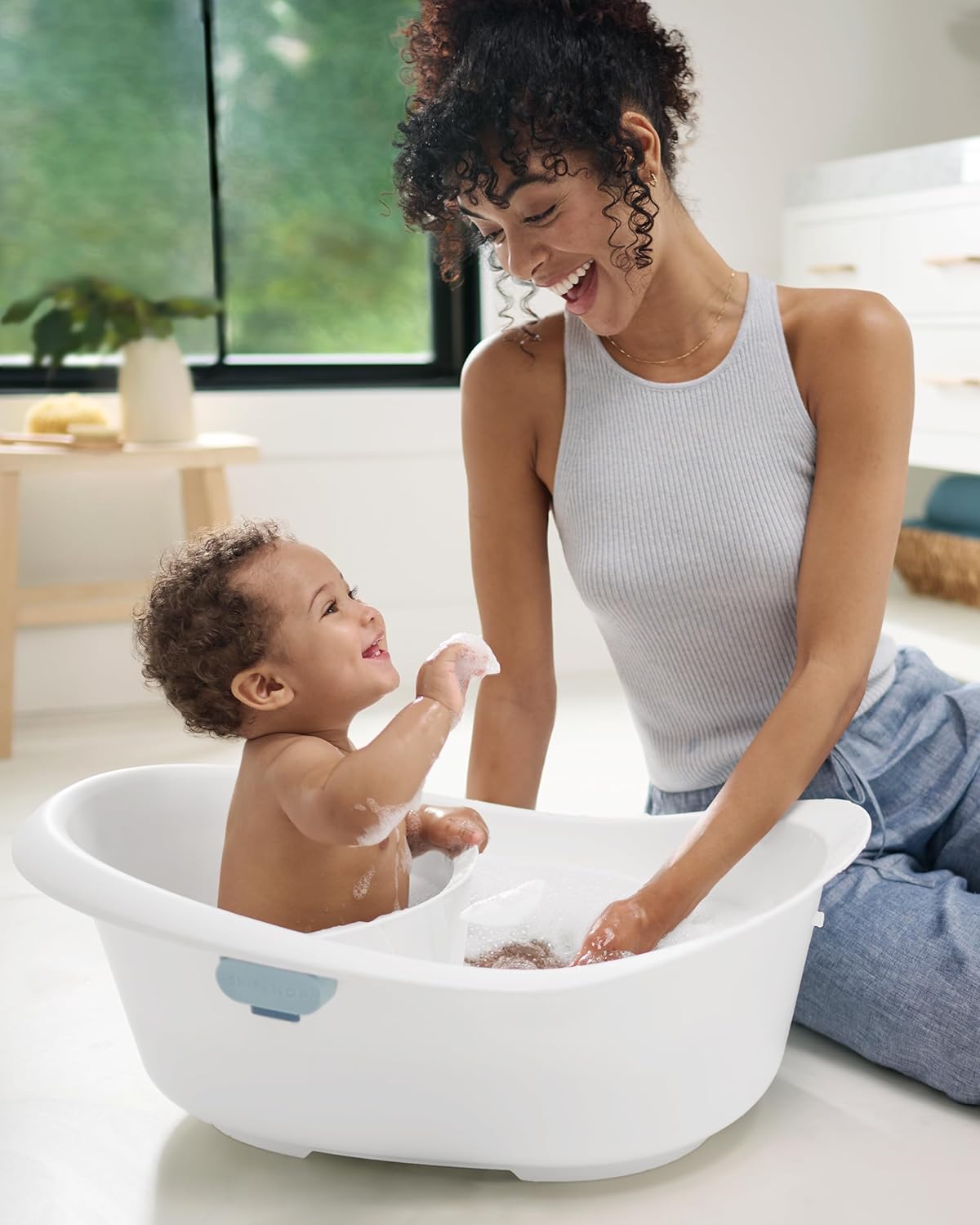 Skip Hop Baby Bath Tub 4-in-1 Grow