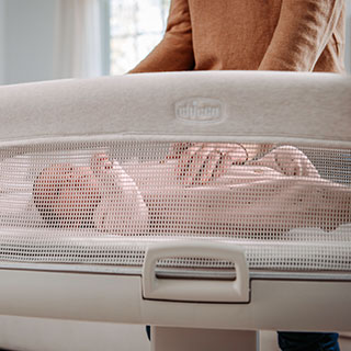 Close to You Bedside Bassinet
